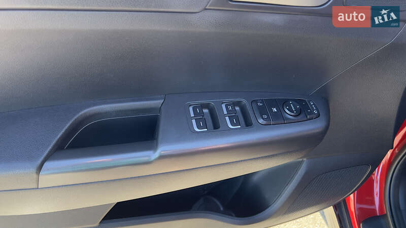 Внедорожник / Кроссовер Kia Sportage 2019 в Киеве