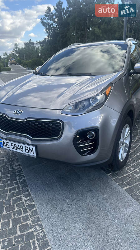 Внедорожник / Кроссовер Kia Sportage 2016 в Днепре