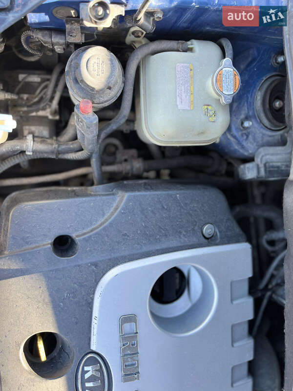 Позашляховик / Кросовер Kia Sportage 2005 в Городенці