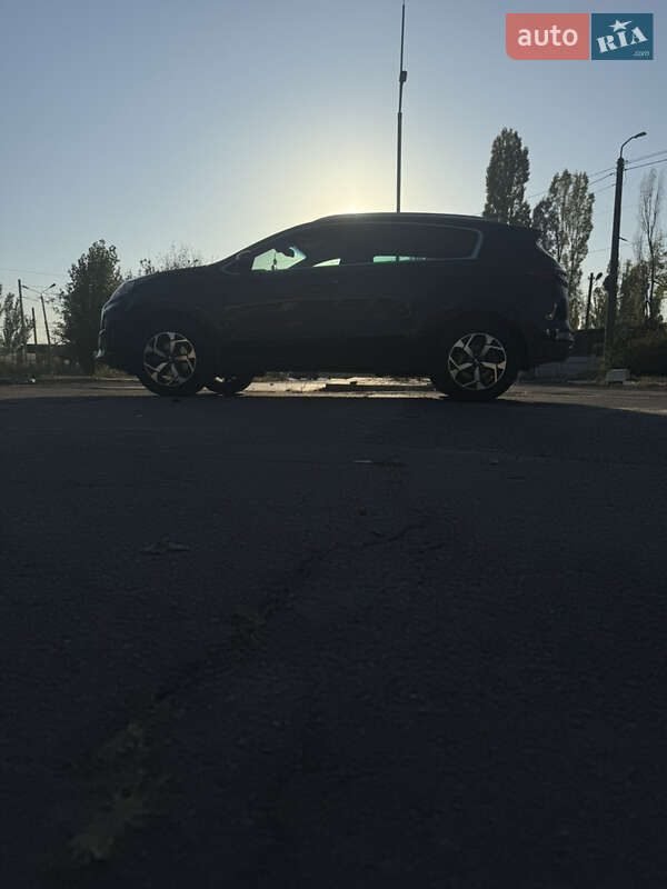 Внедорожник / Кроссовер Kia Sportage 2021 в Днепре