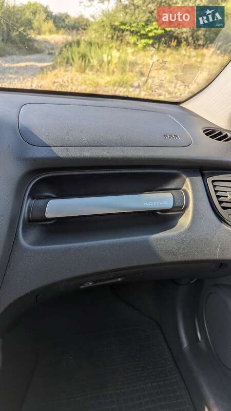 Внедорожник / Кроссовер Kia Sportage 2007 в Калуше