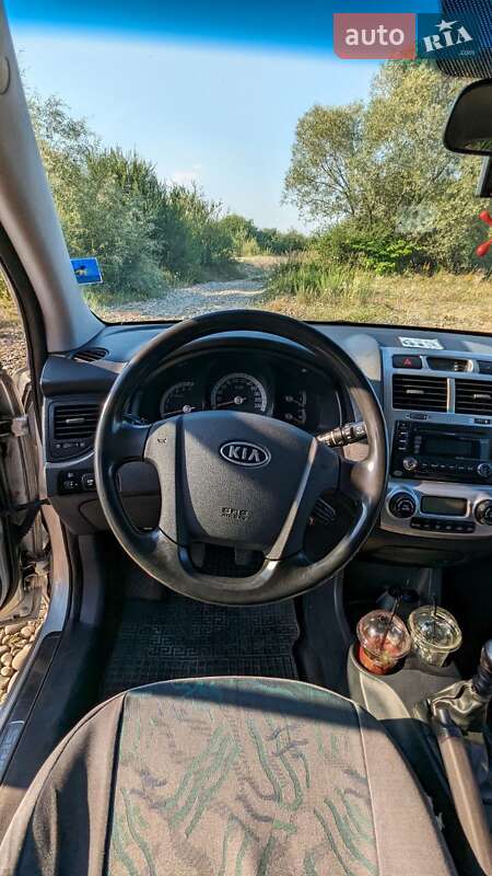 Внедорожник / Кроссовер Kia Sportage 2007 в Калуше