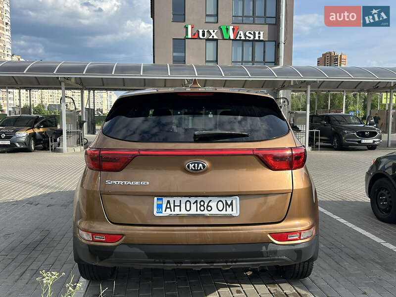 Внедорожник / Кроссовер Kia Sportage 2017 в Киеве