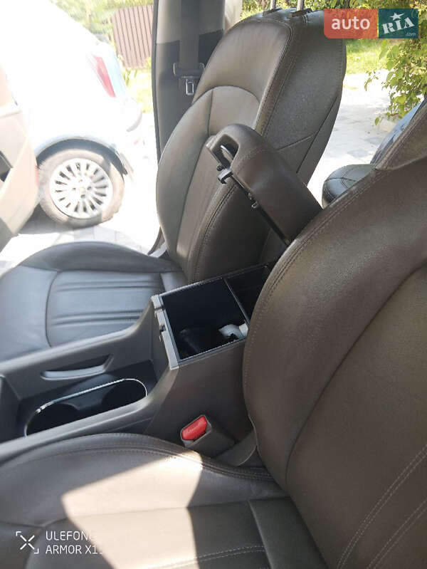 Внедорожник / Кроссовер Kia Sportage 2015 в Ивано-Франковске