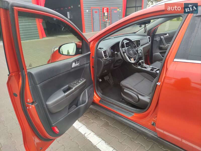 Внедорожник / Кроссовер Kia Sportage 2019 в Борисполе фото 10 Внедорожник / Кроссовер Kia Sportage 2019 в Борисполе