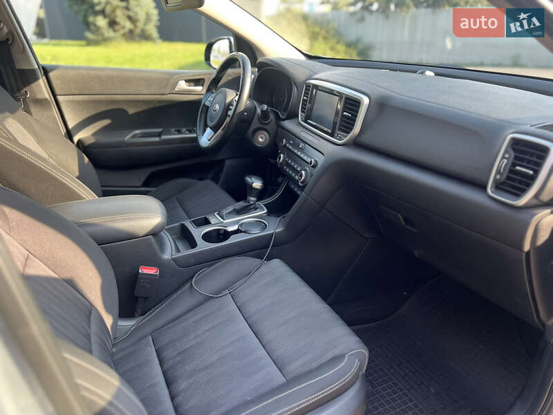 Позашляховик / Кросовер Kia Sportage 2019 в Львові