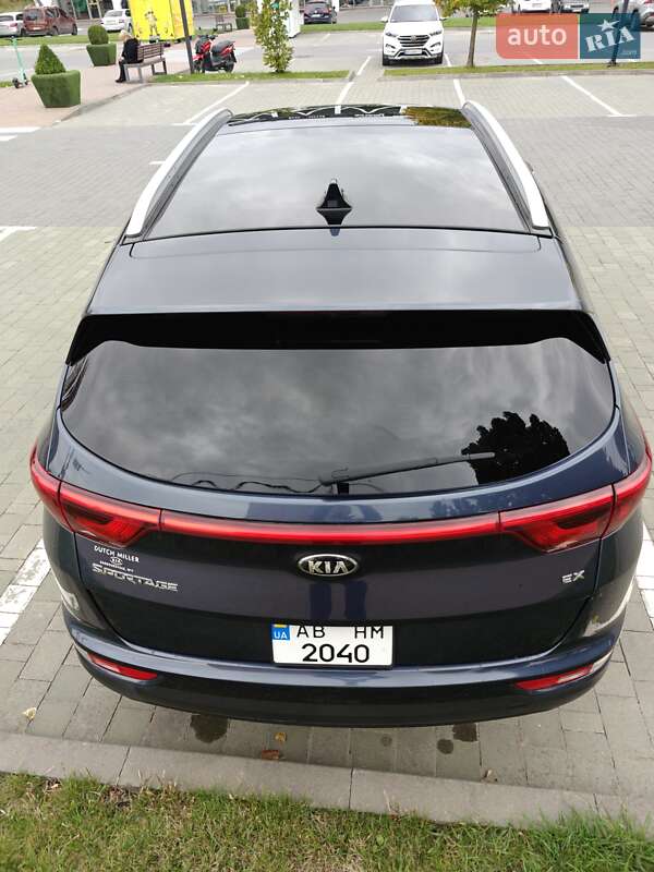 Внедорожник / Кроссовер Kia Sportage 2017 в Хмельницком