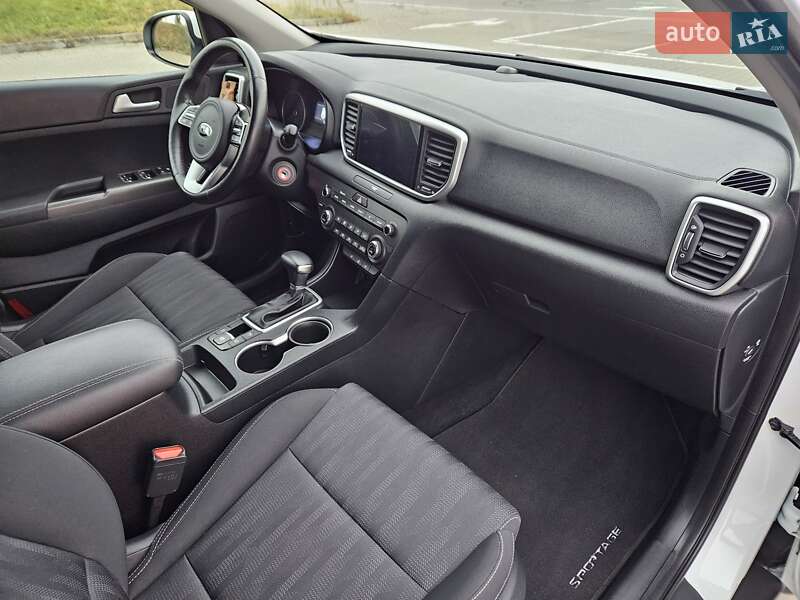 Позашляховик / Кросовер Kia Sportage 2021 в Києві