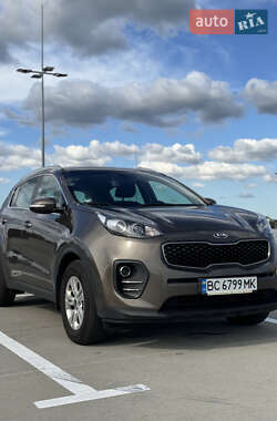 Позашляховик / Кросовер Kia Sportage 2017 в Львові