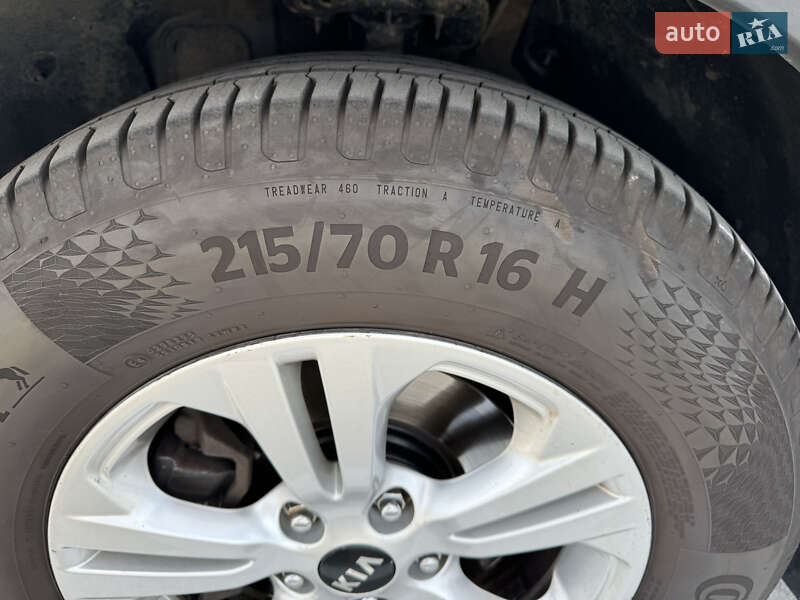 Внедорожник / Кроссовер Kia Sportage 2017 в Львове