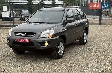 Внедорожник / Кроссовер Kia Sportage 2010 в Калуше