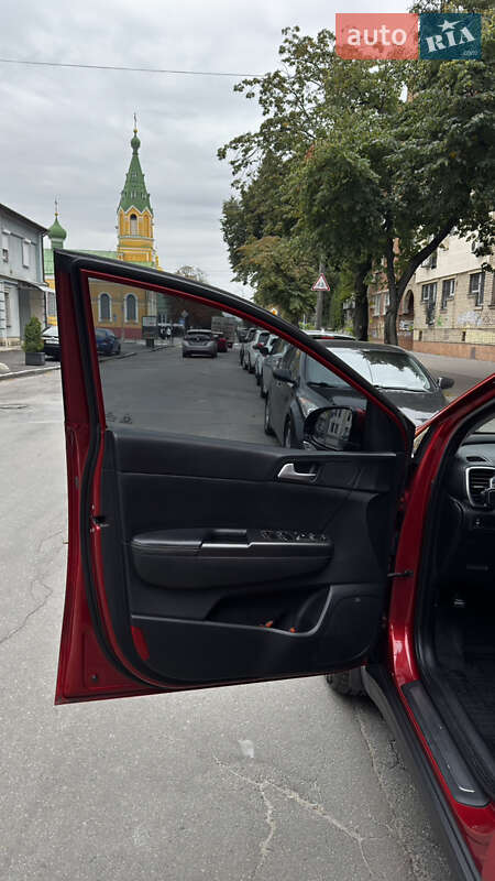 Внедорожник / Кроссовер Kia Sportage 2016 в Киеве