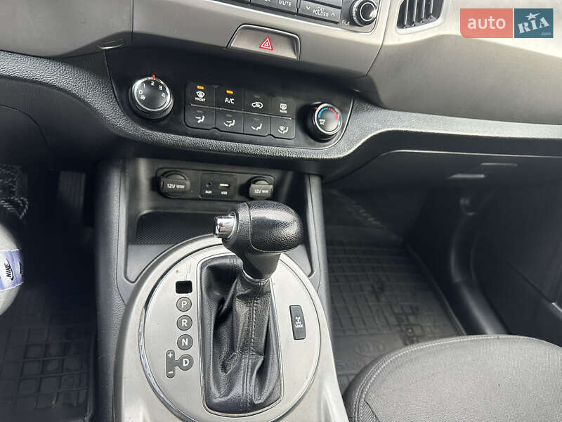 Внедорожник / Кроссовер Kia Sportage 2015 в Нежине