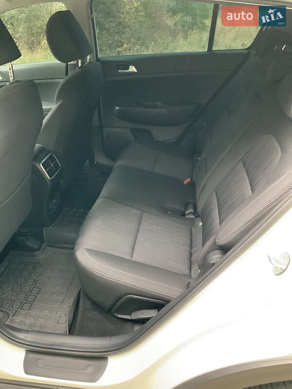 Позашляховик / Кросовер Kia Sportage 2021 в Києві