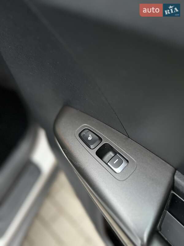 Позашляховик / Кросовер Kia Sportage 2016 в Луцьку фото 27 Позашляховик / Кросовер Kia Sportage 2016 в Луцьку