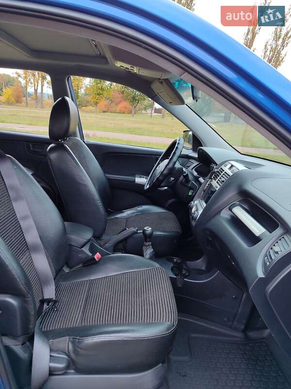 Позашляховик / Кросовер Kia Sportage 2006 в Тростянці фото 8 Позашляховик / Кросовер Kia Sportage 2006 в Тростянці