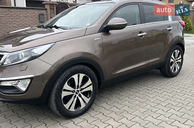 Внедорожник / Кроссовер Kia Sportage 2012 в Луцке