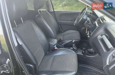 Внедорожник / Кроссовер Kia Sportage 2005 в 