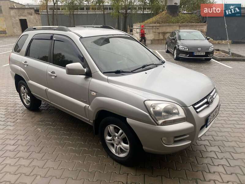 Позашляховик / Кросовер Kia Sportage 2007 в Вінниці