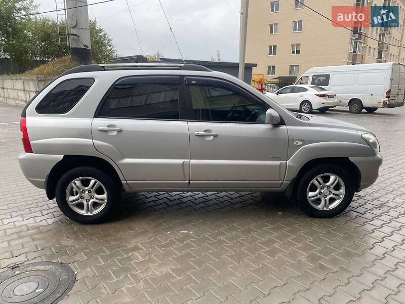 Позашляховик / Кросовер Kia Sportage 2007 в Вінниці