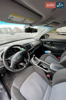 Позашляховик / Кросовер Kia Sportage 2014 в 