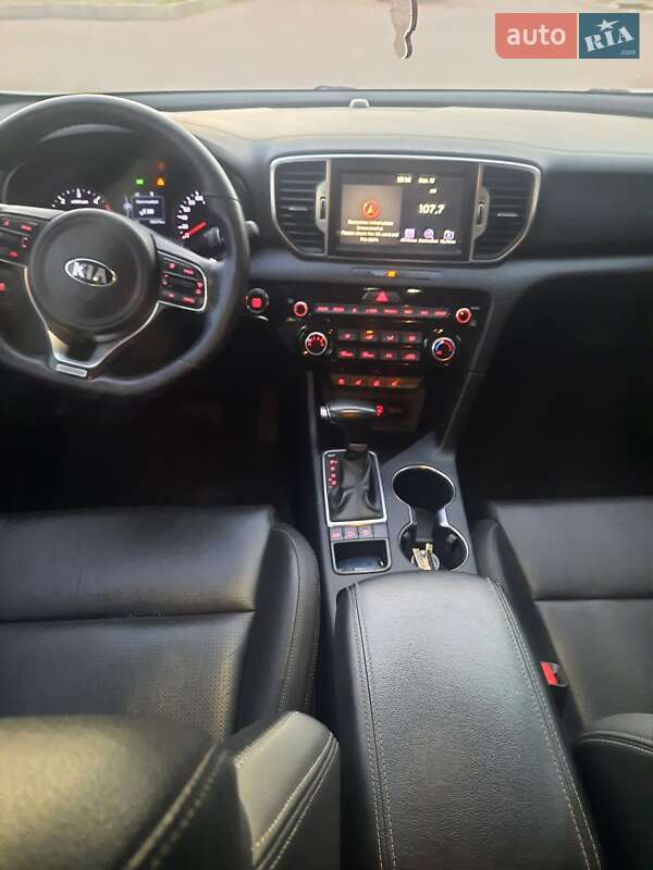 Внедорожник / Кроссовер Kia Sportage 2017 в Житомире фото 13 Внедорожник / Кроссовер Kia Sportage 2017 в Житомире