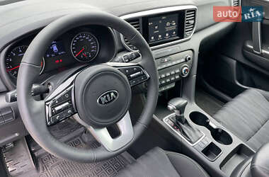 Позашляховик / Кросовер Kia Sportage 2019 в  фото 18 Позашляховик / Кросовер Kia Sportage 2019 в