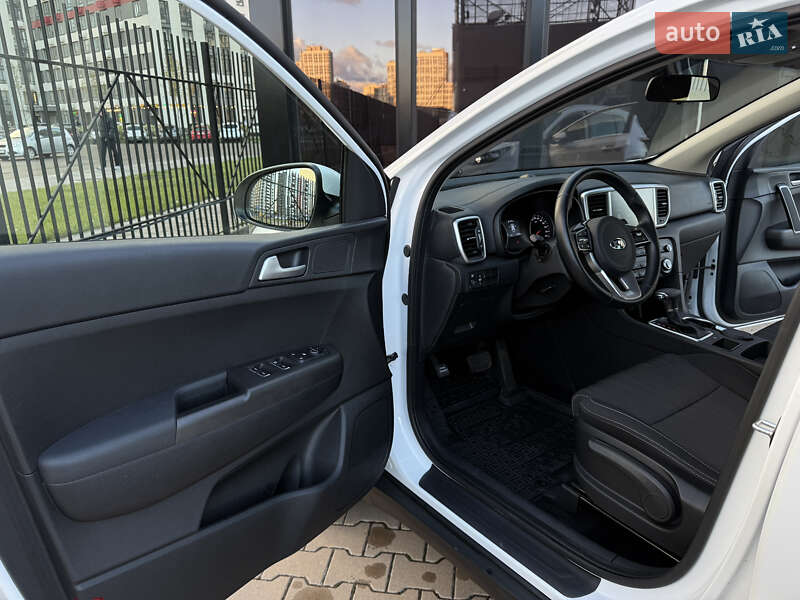 Внедорожник / Кроссовер Kia Sportage 2021 в Киеве