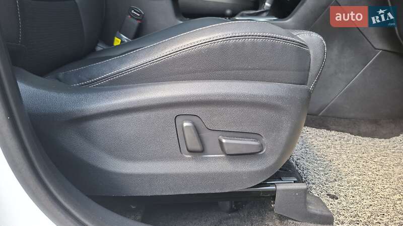 Внедорожник / Кроссовер Kia Sportage 2020 в Киеве