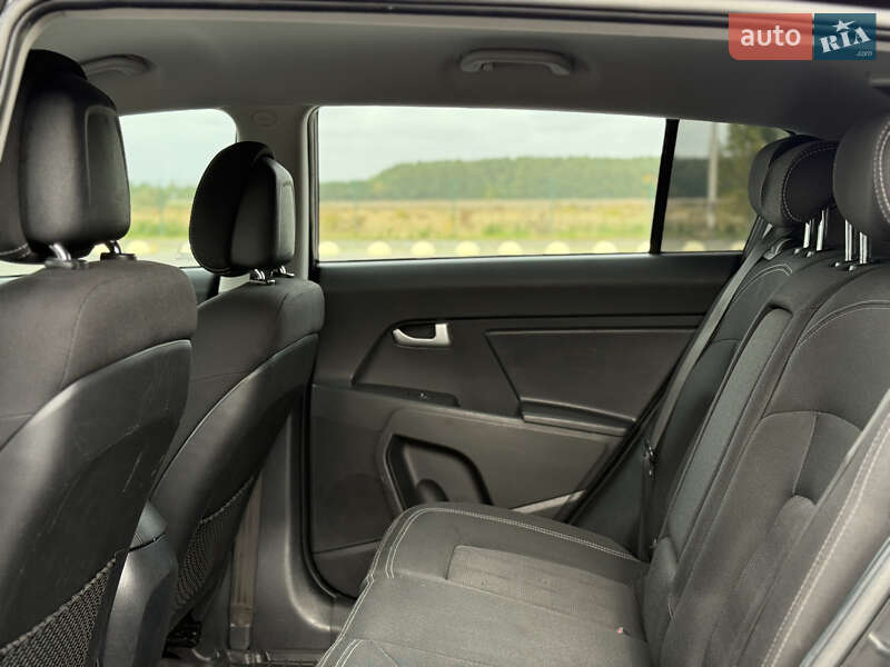 Позашляховик / Кросовер Kia Sportage 2012 в Радивиліві фото 20 Позашляховик / Кросовер Kia Sportage 2012 в Радивиліві