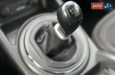 Позашляховик / Кросовер Kia Sportage 2012 в 