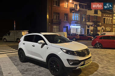 Позашляховик / Кросовер Kia Sportage 2011 в Сторожинці