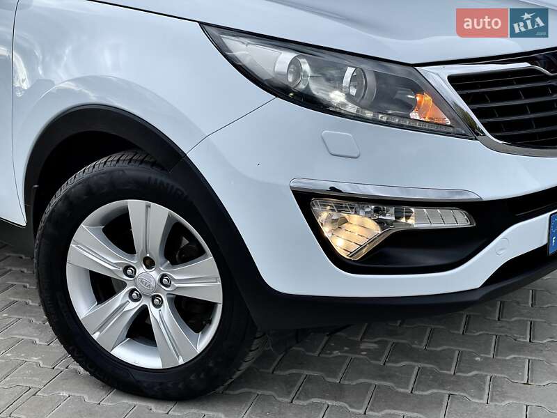 Позашляховик / Кросовер Kia Sportage 2012 в Ковелі
