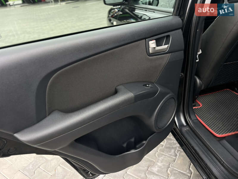 Внедорожник / Кроссовер Kia Sportage 2008 в Днепре фото 7 Внедорожник / Кроссовер Kia Sportage 2008 в Днепре