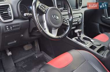 Позашляховик / Кросовер Kia Sportage 2018 в 