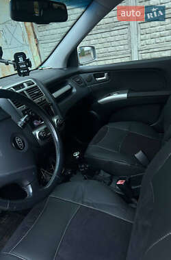 Позашляховик / Кросовер Kia Sportage 2007 в 