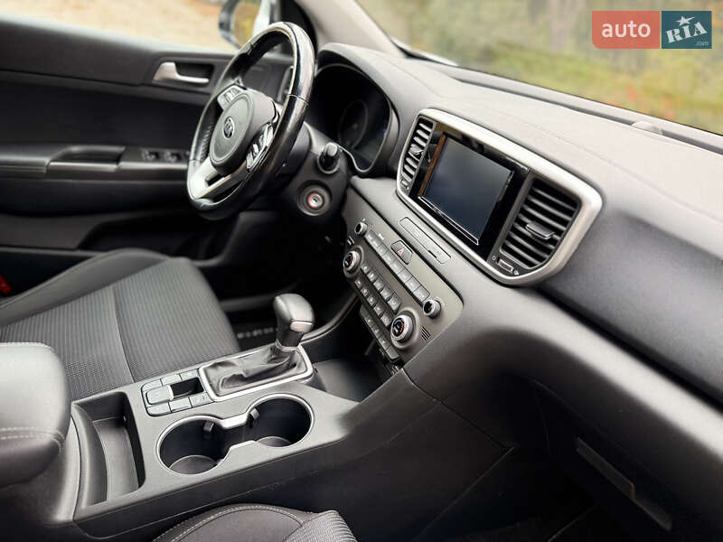 Внедорожник / Кроссовер Kia Sportage 2019 в Луцке фото 11 Внедорожник / Кроссовер Kia Sportage 2019 в Луцке