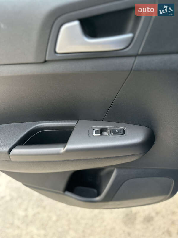 Позашляховик / Кросовер Kia Sportage 2020 в Києві