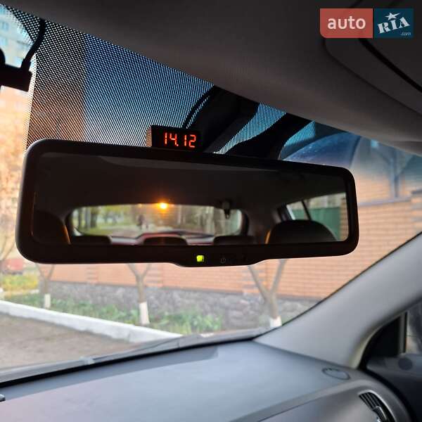 Внедорожник / Кроссовер Kia Sportage 2010 в Харькове