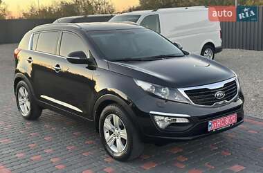 Позашляховик / Кросовер Kia Sportage 2010 в 