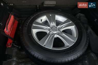 Позашляховик / Кросовер Kia Sportage 2010 в 