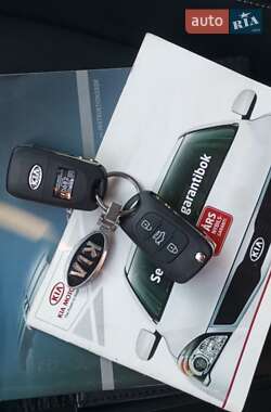 Позашляховик / Кросовер Kia Sportage 2010 в 