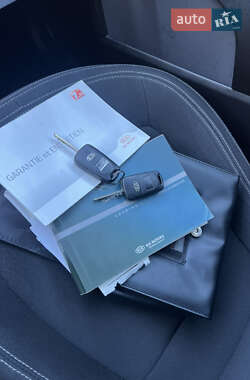 Позашляховик / Кросовер Kia Sportage 2010 в 