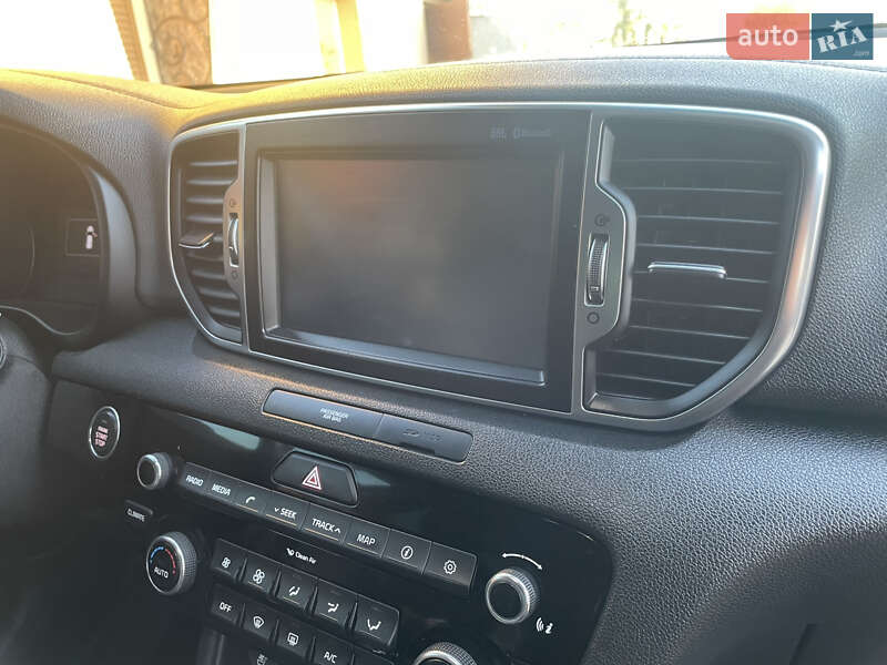 Внедорожник / Кроссовер Kia Sportage 2015 в Дрогобыче фото 71 Внедорожник / Кроссовер Kia Sportage 2015 в Дрогобыче