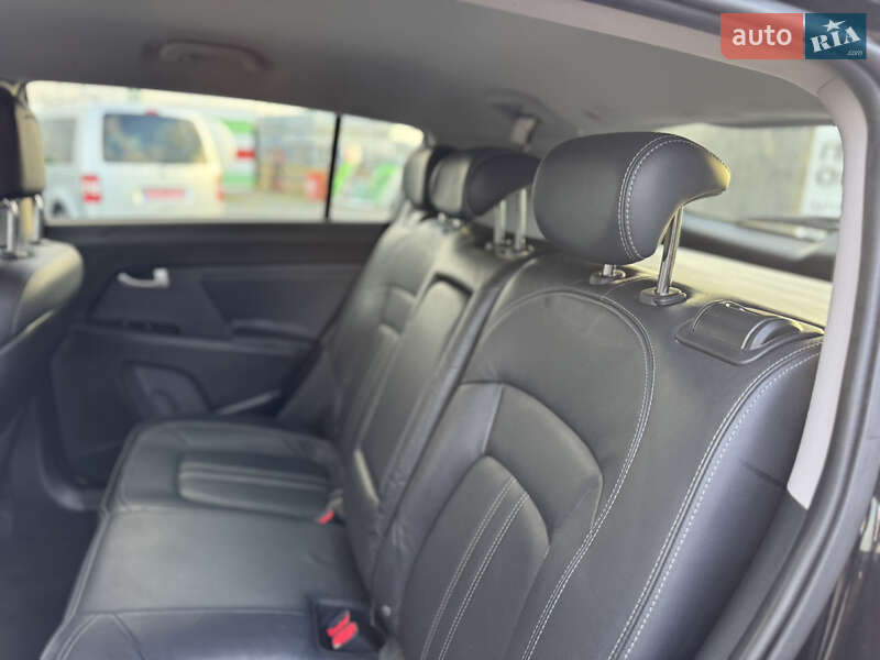 Внедорожник / Кроссовер Kia Sportage 2012 в Сарнах фото 35 Внедорожник / Кроссовер Kia Sportage 2012 в Сарнах