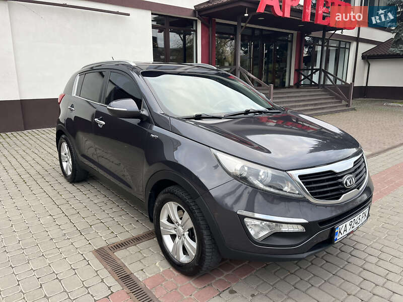 Внедорожник / Кроссовер Kia Sportage 2013 в Могилев-Подольске фото 6 Внедорожник / Кроссовер Kia Sportage 2013 в Могилев-Подольске