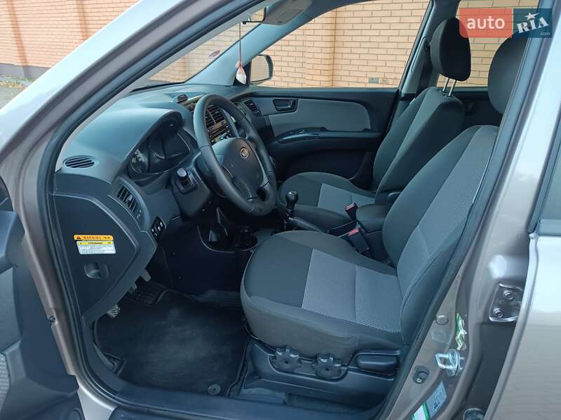 Внедорожник / Кроссовер Kia Sportage 2008 в Красилове