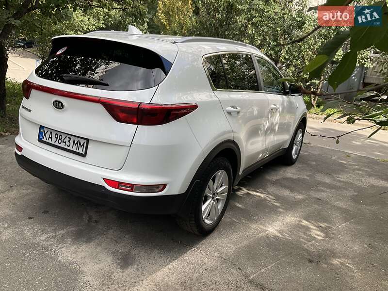 Внедорожник / Кроссовер Kia Sportage 2016 в Киеве фото 6 Внедорожник / Кроссовер Kia Sportage 2016 в Киеве