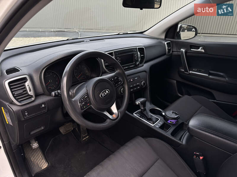 Позашляховик / Кросовер Kia Sportage 2016 в Львові фото 15 Позашляховик / Кросовер Kia Sportage 2016 в Львові