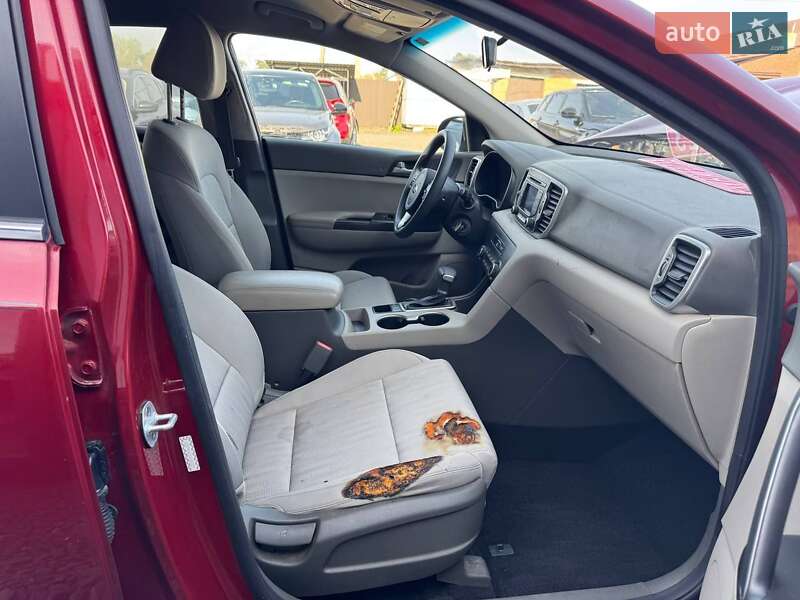 Позашляховик / Кросовер Kia Sportage 2016 в Луцьку